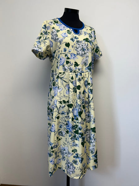 Ladies Adaptive Short Sleeves Dress
