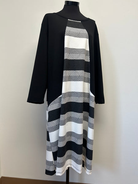 Ladies Adaptive Long Sleeve Dress, Round Neck